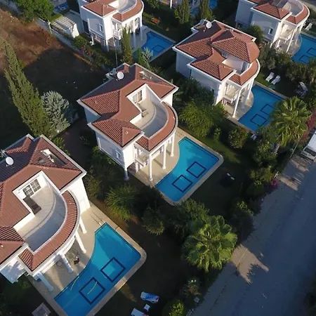 Tolarance Golf Villas ヴィラ